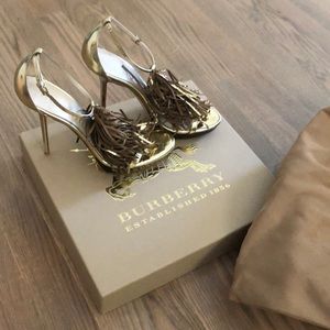 Burberry open toe heel